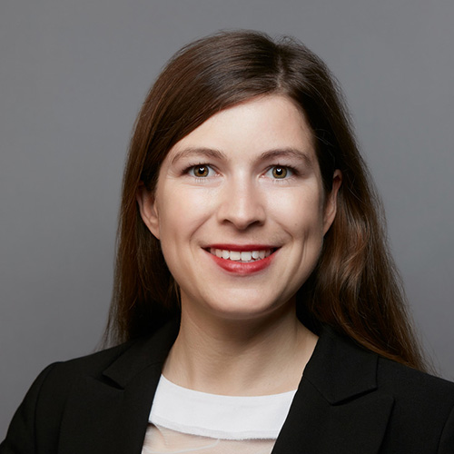 Doris Hauth